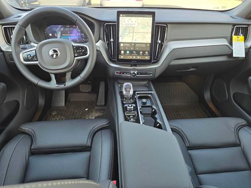 New 2026 Volvo XC60 B5 Ultra w/ Protection Package Premier image 18