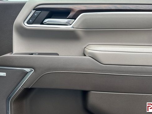 Used 2023 GMC Sierra 1500 SLT w/ SLT Convenience Package image 19