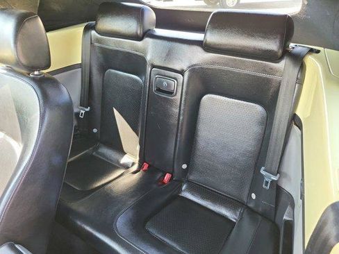 Used 2004 Volkswagen Beetle GLS FWD image 8