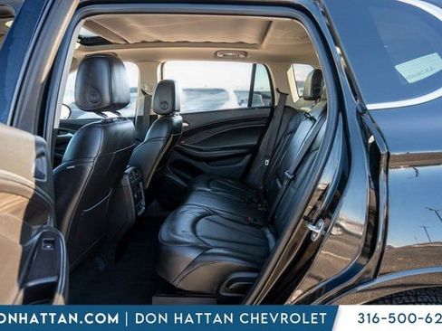 Used 2019 Buick Envision Essence image 22