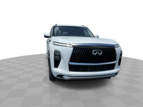 Used 2025 INFINITI QX80 Pure RWD image 3