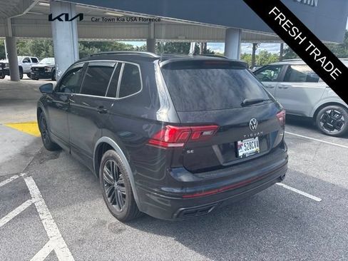 Used 2022 Volkswagen Tiguan SE R-Line FWD image 3