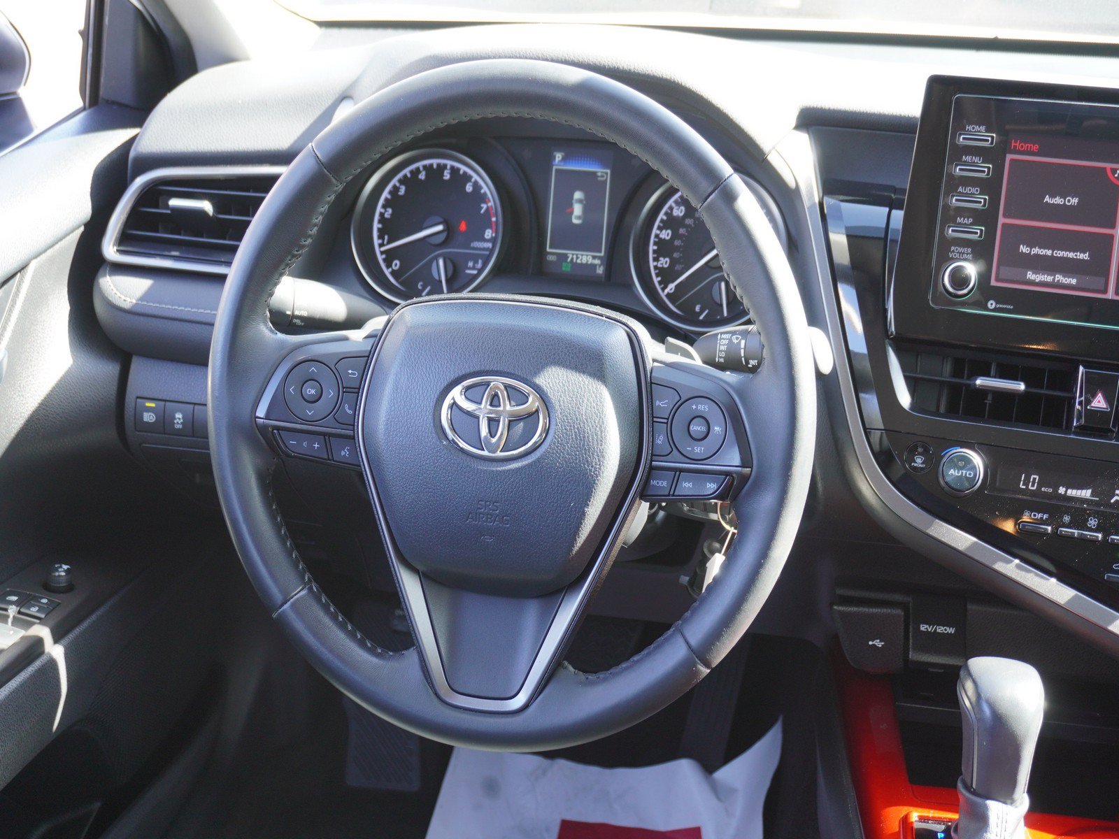 Used 2023 Toyota Camry SE FWD image 13