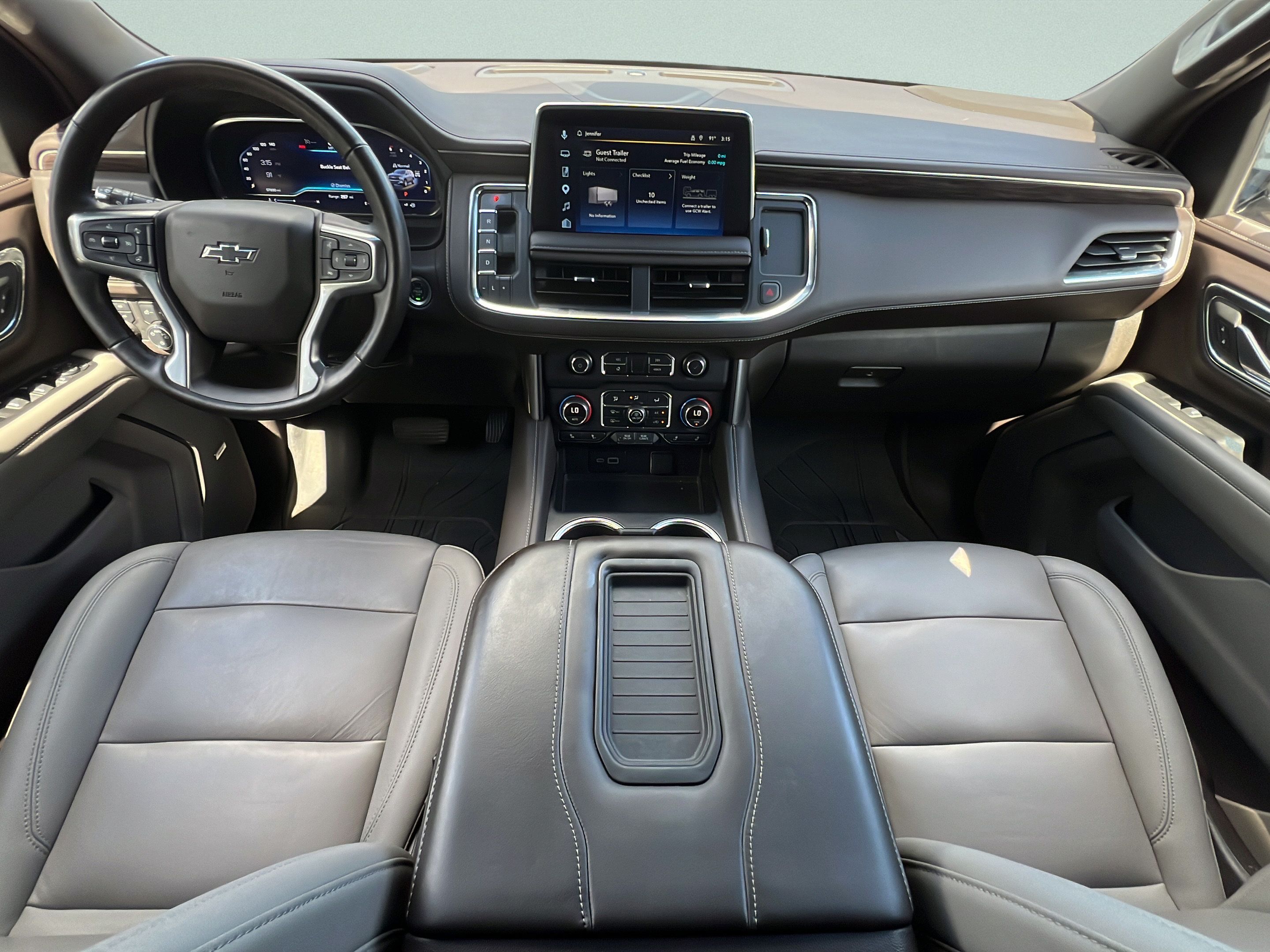 Used 2024 Chevrolet Tahoe Z71 w/ Luxury Package AWD/4WD image 18
