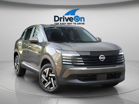 Used 2025 Nissan Kicks SV image 12