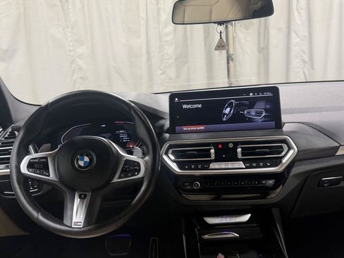 Used 2024 BMW X3 xDrive30i w/ Premium Package w/ZPA AWD/4WD image 3
