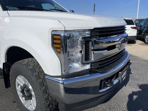 Used 2019 Ford F250 XLT image 28