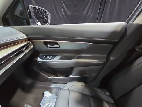 New 2025 Nissan Murano SL image 16