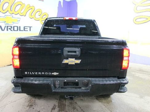 Used 2018 Chevrolet Silverado 1500 Custom w/ Custom Value Package AWD/4WD image 7