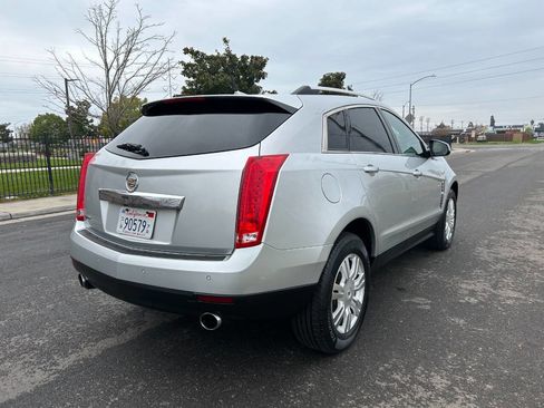 Used 2011 Cadillac SRX Luxury image 5