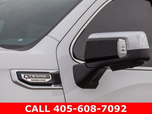 Used 2022 GMC Sierra 1500 SLT AWD/4WD image 3