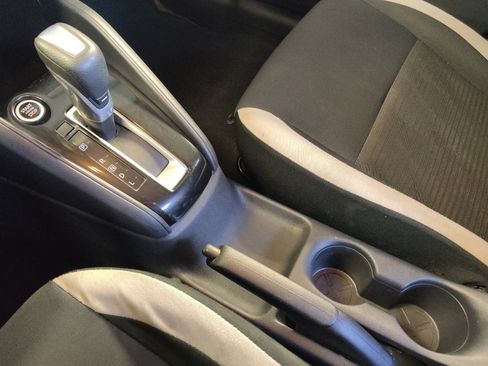 Used 2021 Nissan Versa SV image 26