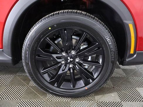 New 2025 Mitsubishi Eclipse Cross LE image 18