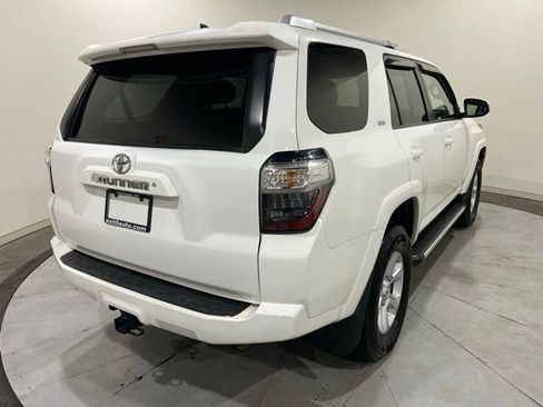 Used 2017 Toyota 4Runner SR5 image 8