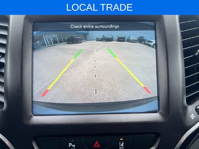 Used 2021 Jeep Cherokee Trailhawk w/ Trailer Tow Group AWD/4WD image 22