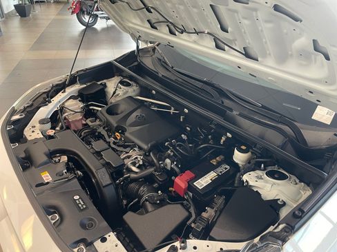 Used 2019 Toyota RAV4 XLE image 22