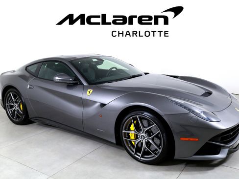 Used 2016 Ferrari F12 Berlinetta image 2