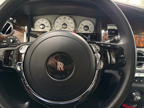 Used 2010 Rolls-Royce Ghost RWD image 66