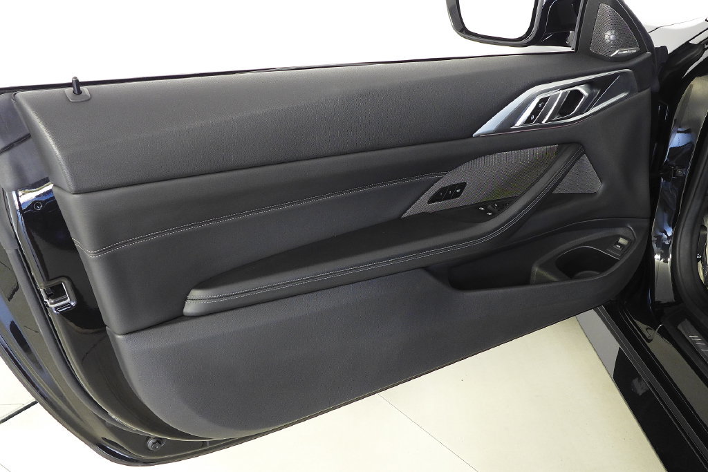Used 2023 BMW M4 xDrive Competition AWD/4WD image 10
