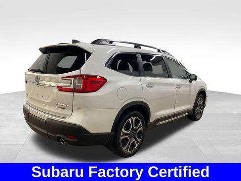 Used 2023 Subaru Ascent Touring AWD/4WD image 4