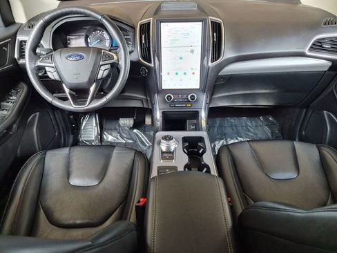 Used 2022 Ford Edge Titanium w/ Class II Trailer Tow Package AWD/4WD image 13