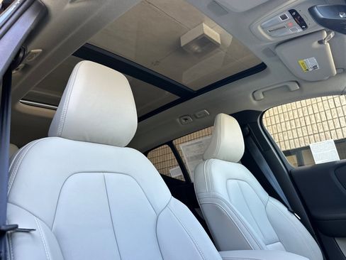 New 2026 Volvo XC40 B5 Ultra AWD/4WD image 13