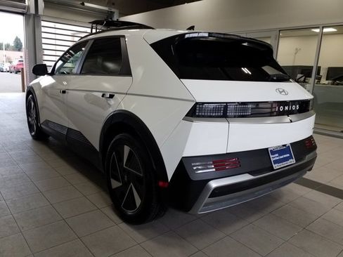 Certified 2025 Hyundai Ioniq 5 SEL image 20