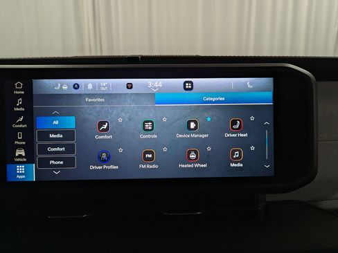 Used 2024 Jeep Wrangler Unlimited Sahara image 23