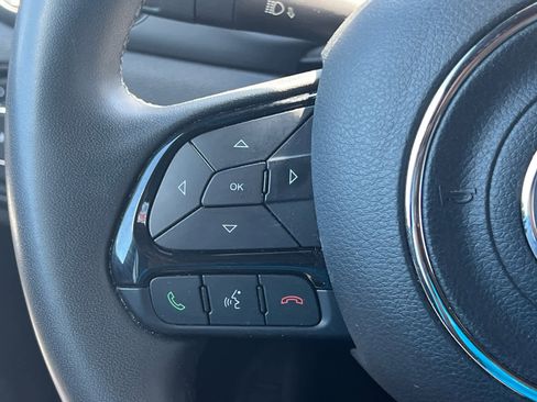 Used 2022 Jeep Renegade Altitude image 21