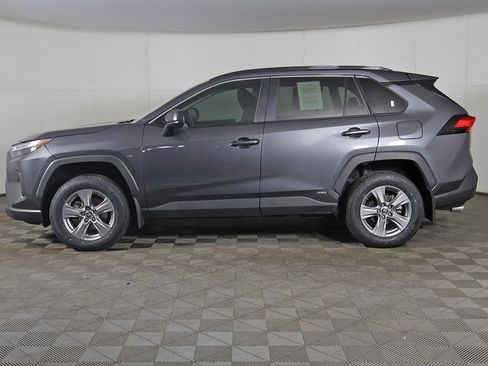Used 2024 Toyota RAV4 LE AWD/4WD image 14