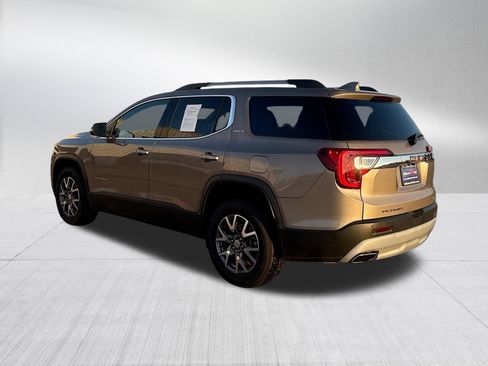 Used 2023 GMC Acadia SLT AWD/4WD image 8