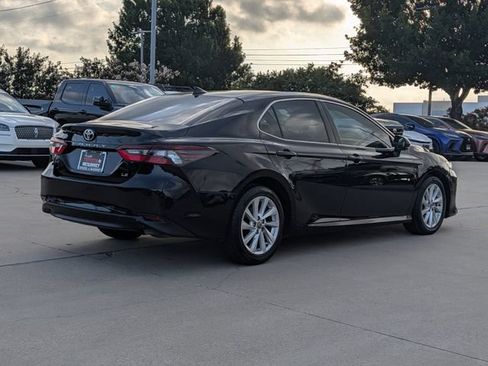 Used 2023 Toyota Camry LE FWD image 6
