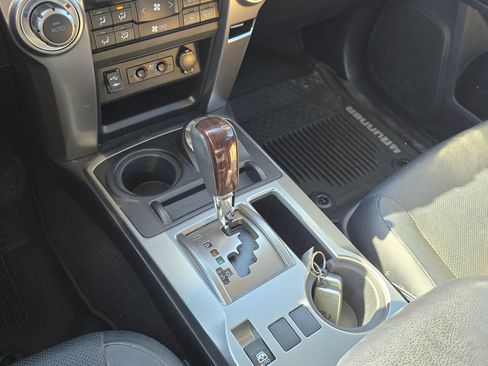 Used 2015 Toyota 4Runner Limited AWD/4WD image 8