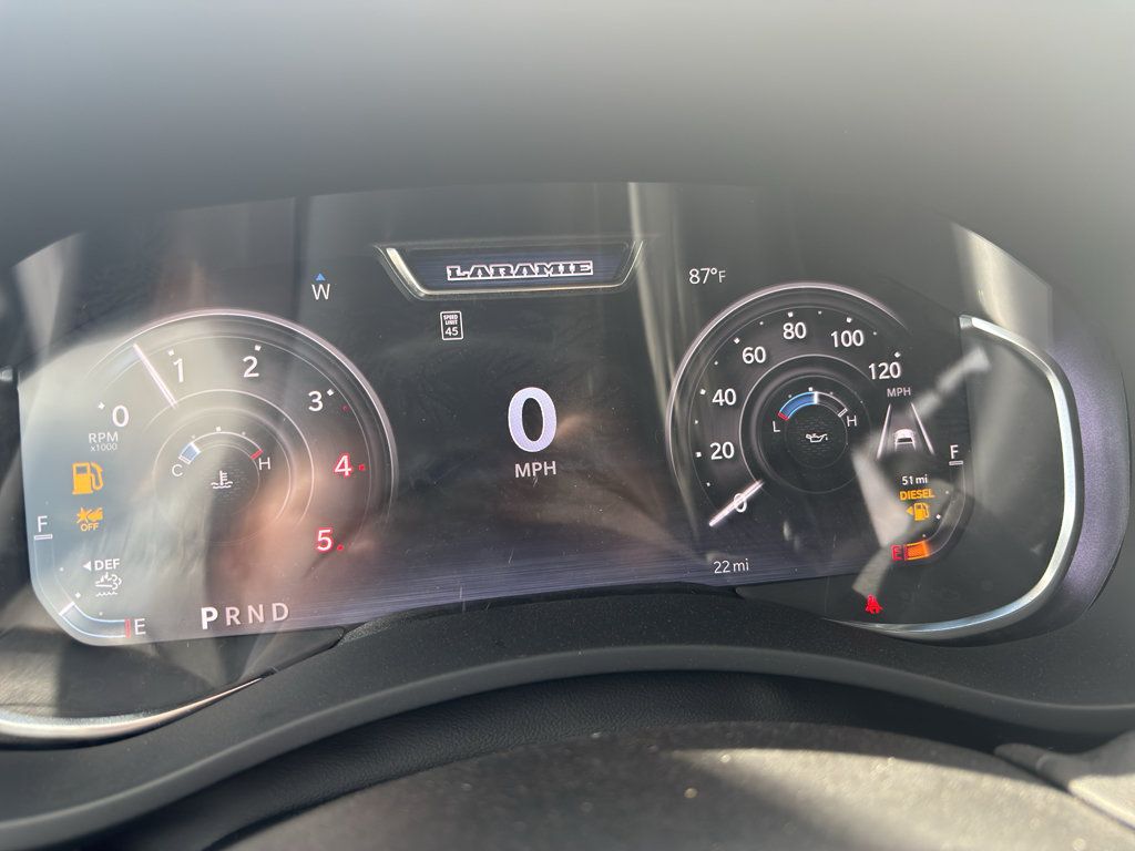 New 2026 RAM 2500 Laramie AWD/4WD image 22