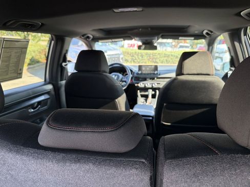 Used 2025 Honda CR-V Sport image 21
