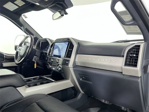 Used 2022 Ford F250 Lariat w/ Lariat Value Package image 30