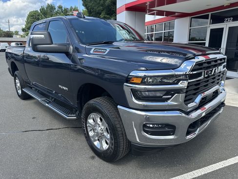 Used 2026 RAM 2500 Big Horn AWD/4WD image 2
