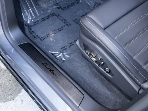 New 2026 Porsche Cayenne Turbo AWD/4WD image 34