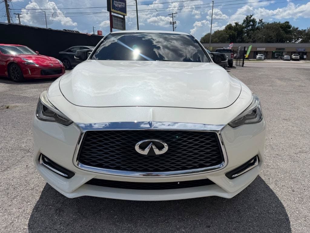 Used 2018 INFINITI Q60 2.0t w/ Sensory Package 2.0T Luxe RWD image 2