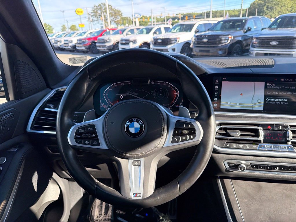 Used 2022 BMW X7 xDrive40i w/ M Sport Package AWD/4WD image 25
