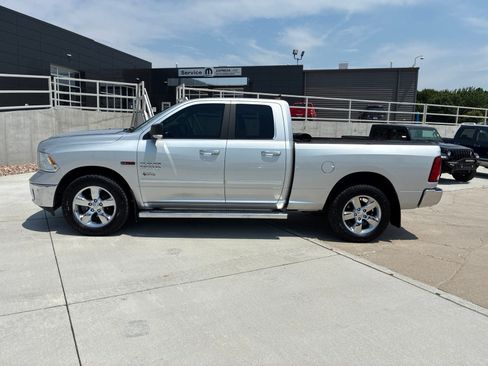 Used 2017 RAM 1500 Big Horn AWD/4WD image 2