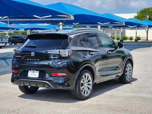 Used 2024 Buick Encore GX Avenir w/ Avenir Technology Package FWD image 5