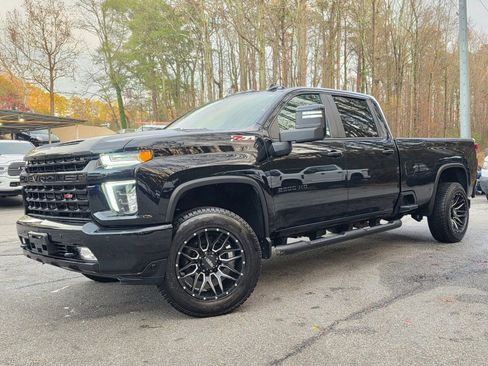 Used 2022 Chevrolet Silverado 2500 LTZ w/ LTZ Plus Package image 3