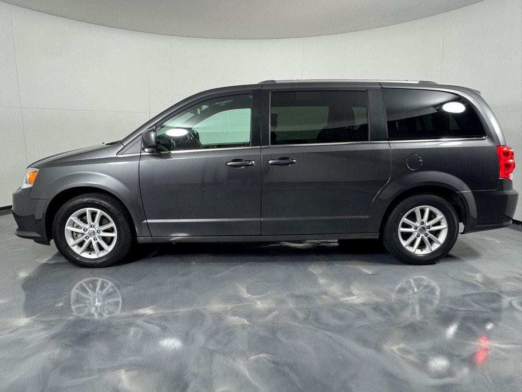 Used 2018 Dodge Grand Caravan SXT FWD image 8