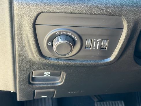 Certified 2024 Jeep Grand Cherokee L Laredo AWD/4WD image 19