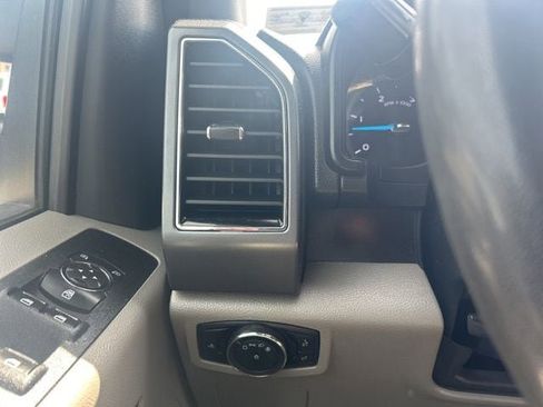 Used 2022 Ford F250 XLT AWD/4WD image 23