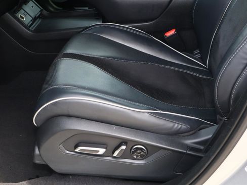 Used 2020 Acura RDX A-Spec image 16