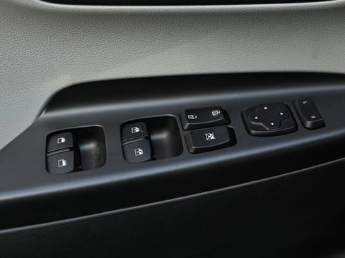 Used 2023 Hyundai Kona SEL FWD image 17