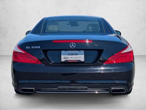 Used 2014 Mercedes-Benz SL 550 image 7