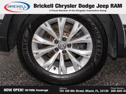 Used 2019 Volkswagen Tiguan SE w/ Panoramic Sunroof Package image 38